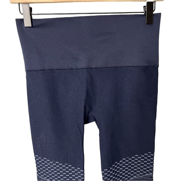 Spanx Look At Me Now Seamless Moto Leggings Indigo Sky Blue Size Medium 50200 - Picture 5 of 9